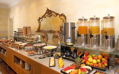 Alpi Hotel