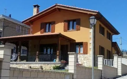 Casa Rural Izarrak