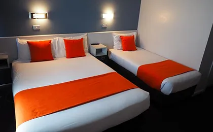 Waterfront Lodge Motel