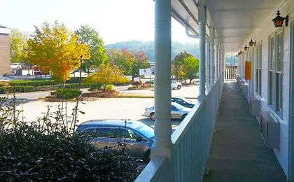 Stratford Motor Inn East Ellijay