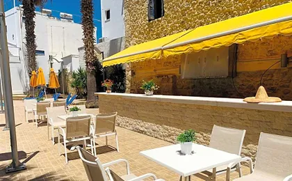 Kassavetis Center - Hotel Studios & Apartments