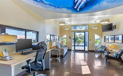 Best Western Space Age Lodge