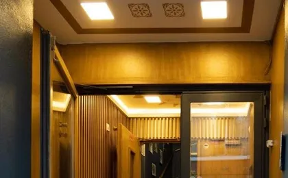 Le 23 Hotel
