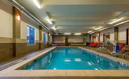 Holiday Inn Express & Suites Denver South - Castle Rock By IHG