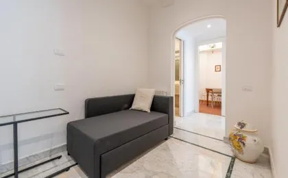 Carosi Apartment, Via del Viminale