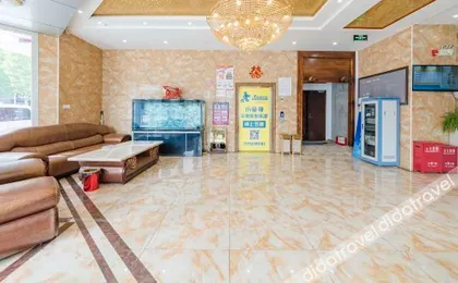 Junyi Chain Hotel (Suning Shifang Road)