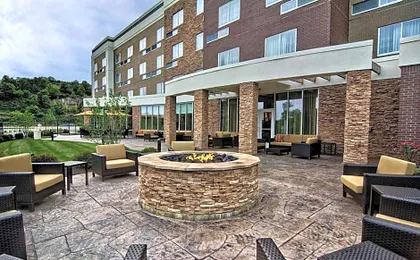 Courtyard by Marriott Bridgeport Clarksburg