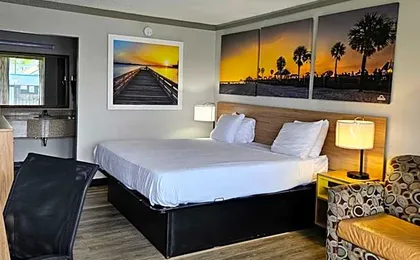 Days Inn by Wyndham Washington