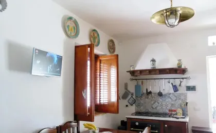 Casa Perciata
