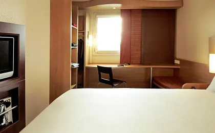 ibis Nîmes Ouest