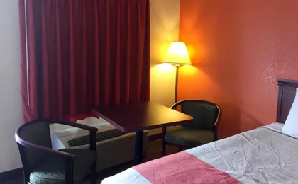 Knights Inn Opelika