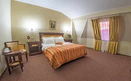 Atrium Hotel Ateneu City Center