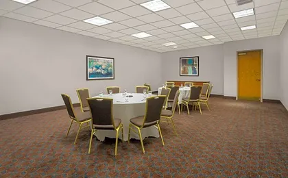 enVision Hotel and Conference Center Mansfield MA