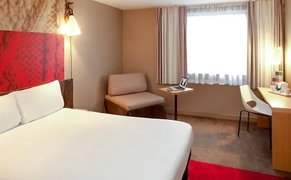 Hotel Mermoz Paris Le Bourget