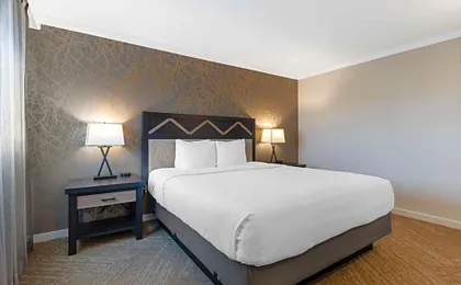 Best Western Plus Inn At The Vines