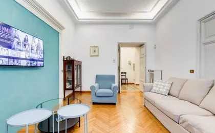 Spanish Steps Family Home by TreasureRome