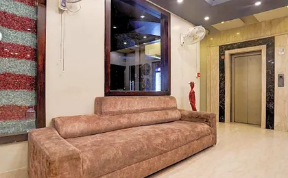 Super Townhouse Bani Park Formerly Aroma Residency