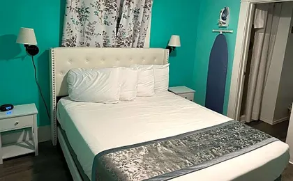 Americas Best Value Inn & Suites Royal Carriage