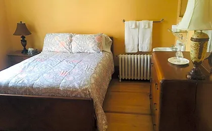 Le Petit Château Montebello BB