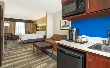 Holiday Inn Express & Suites Florence By IHG