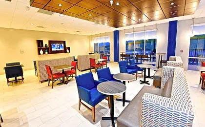 Holiday Inn Express & Suites Perryville I-55 By IHG