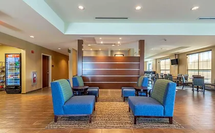 Comfort Inn & Suites - Harrisburg Airport - Hershey South