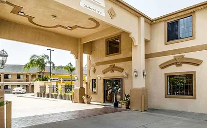 Econo Lodge Inn & Suites Corpus Christi