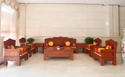 Yaxitai Hotel