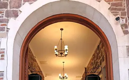 L'agora Old Town Hotel & Bazaar