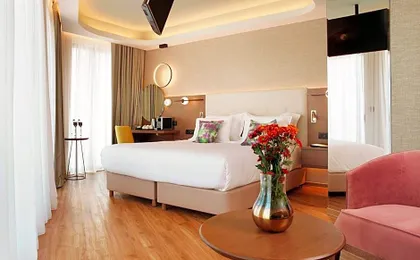 Zeus Essence Wyndham Athens Residence