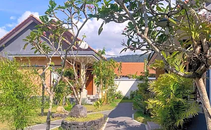 Segara Hotel & Restaurant