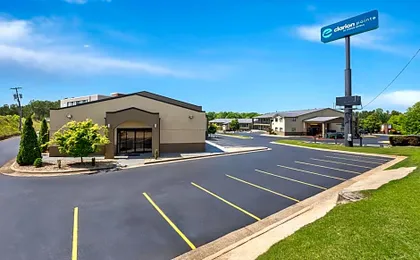Clarion Pointe Athens I-65