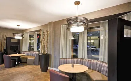 Courtyard by Marriott Dalton
