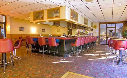 Voyageur Inn And Conference Center