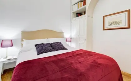 Spanish Steps Family Home by TreasureRome