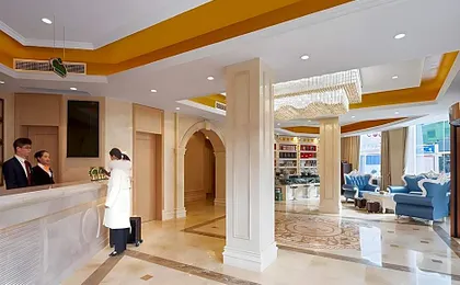Vienna Hotel Tibet Linzhi Pedestrian Street Hebin Road