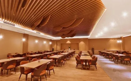 Dengzhou Ruihua Pengyi Hotel