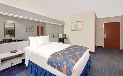 Microtel Inn & Suites by Wyndham Hagerstown by I-81
