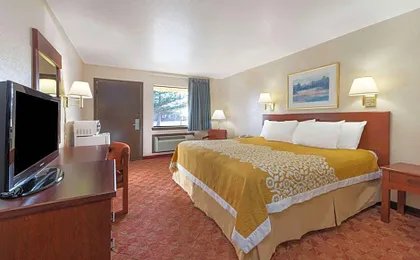 Days Inn by Wyndham Russell
