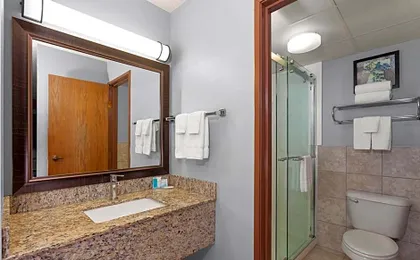 AmericInn by Wyndham Green Bay West
