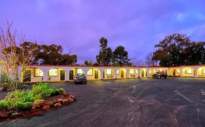 Azalea Motel - Under New Management