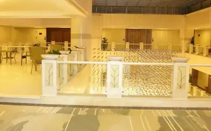 Lv Zhou Hotel