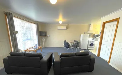 Castaway Holiday Apartments