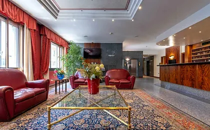 Hotel Crivi's