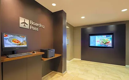 Courtyard by Marriott Grand Rapids Airport