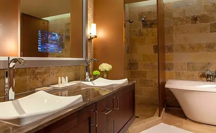 Renaissance Seattle Hotel