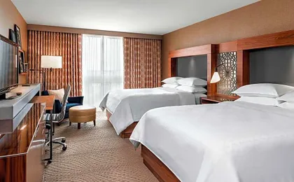 Sheraton Toronto Airport Hotel & Conference Centre