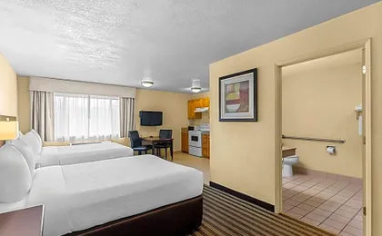 Quality Inn & Suites Vancouver - Hazel Dell