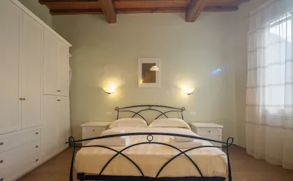 Santo Spirito Bright Flat