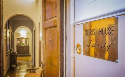 TOURIST HOUSE LIBERTY